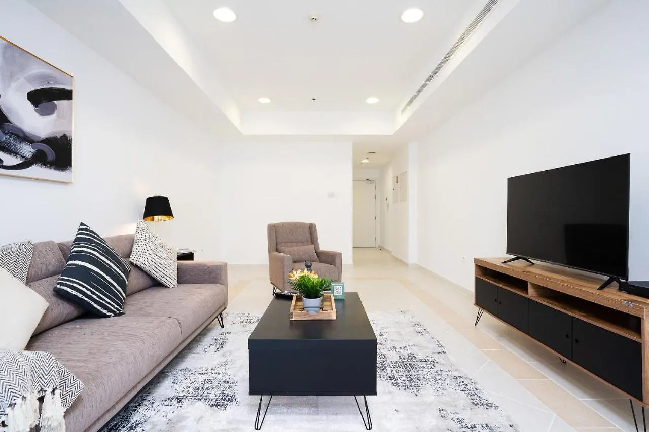 Vibrant - Prime Location Dubai Marina - Near Metro Apartment United Arab Emirates