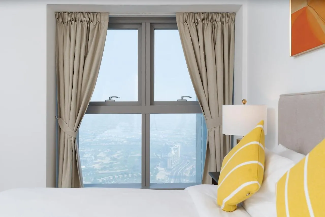 Vibrant - Prime Location Dubai Marina - Near Metro Apartment