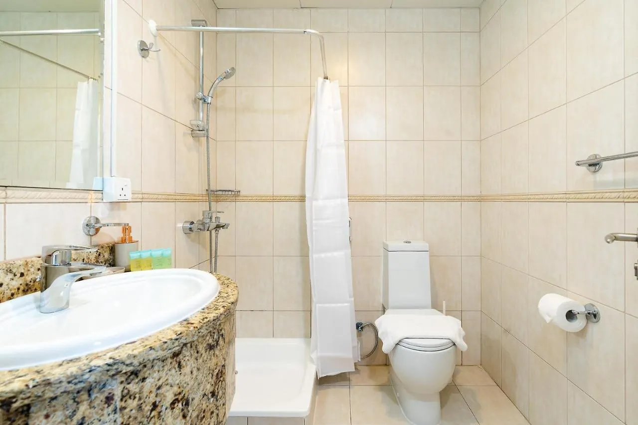 Vibrant - Prime Location Dubai Marina - Near Metro Apartment