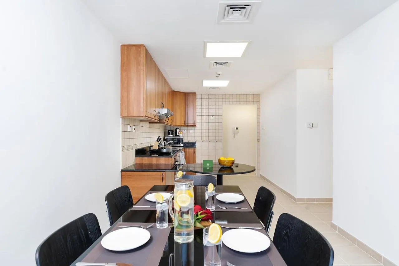 Vibrant - Prime Location Dubai Marina - Near Metro Apartment 0*,
